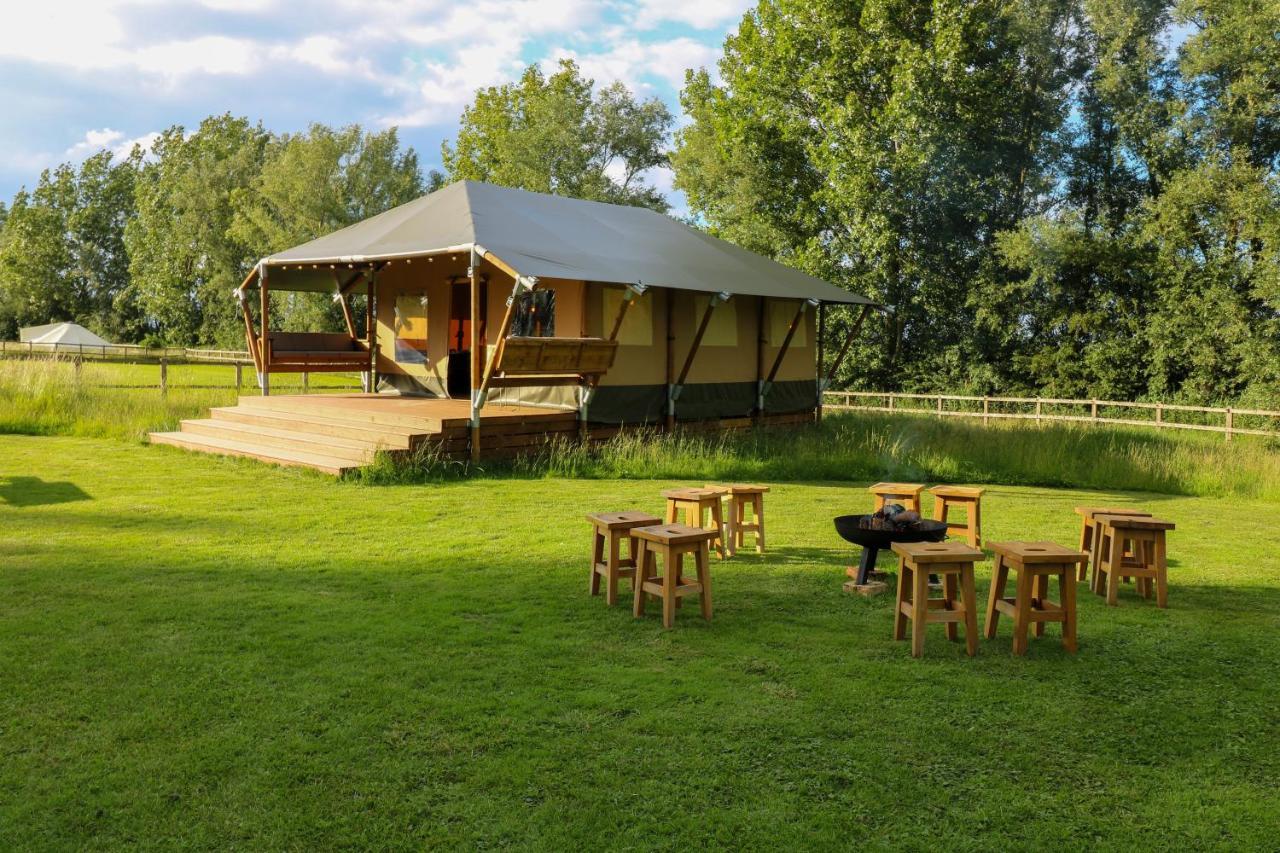 Hotel Horsley Hale Farm Glamping à Ely Extérieur photo